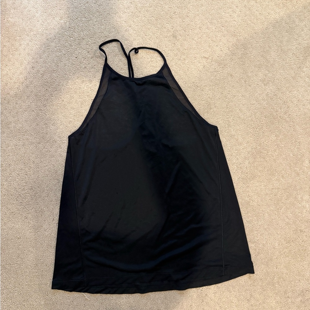 Lululemon size 6 tissue tank